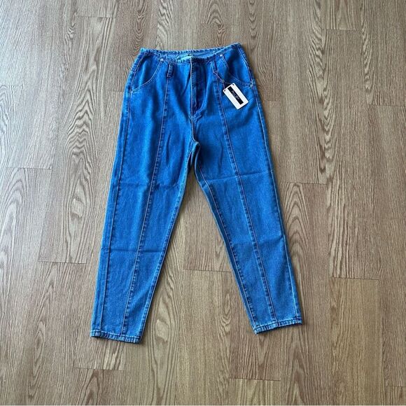 Denim Blvd. High Waisted Straight Leg Jeans, Front Seam Detail, Junior’s Size 9 - Picture 2 of 8